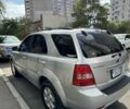 Серый Киа Соренто, объемом двигателя 2.5 л и пробегом 260 тыс. км за 5300 $, фото 7 на Automoto.ua