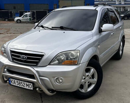 Серый Киа Соренто, объемом двигателя 2.5 л и пробегом 240 тыс. км за 8500 $, фото 3 на Automoto.ua