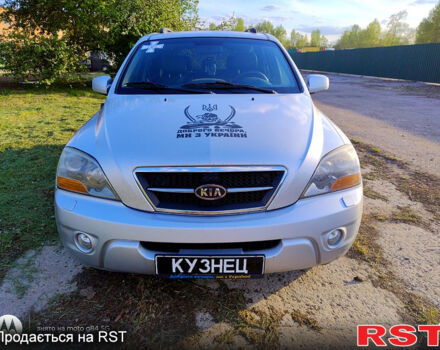 Сірий Кіа Соренто, об'ємом двигуна 2.5 л та пробігом 330 тис. км за 5500 $, фото 4 на Automoto.ua