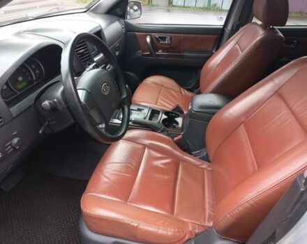 Серый Киа Соренто, объемом двигателя 2.5 л и пробегом 304 тыс. км за 8500 $, фото 9 на Automoto.ua