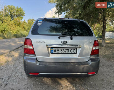 Серый Киа Соренто, объемом двигателя 2.5 л и пробегом 217 тыс. км за 8700 $, фото 3 на Automoto.ua