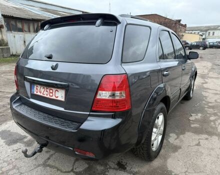 Серый Киа Соренто, объемом двигателя 2.5 л и пробегом 278 тыс. км за 4500 $, фото 5 на Automoto.ua