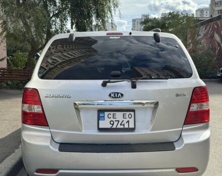 Серый Киа Соренто, объемом двигателя 2.5 л и пробегом 260 тыс. км за 5300 $, фото 4 на Automoto.ua