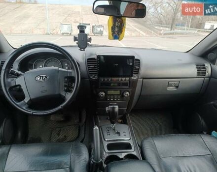Сірий Кіа Соренто, об'ємом двигуна 2.5 л та пробігом 334 тис. км за 8200 $, фото 19 на Automoto.ua