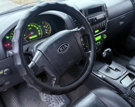 Сірий Кіа Соренто, об'ємом двигуна 2.5 л та пробігом 300 тис. км за 6000 $, фото 8 на Automoto.ua