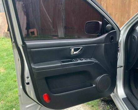 Серый Киа Соренто, объемом двигателя 2.5 л и пробегом 230 тыс. км за 8500 $, фото 15 на Automoto.ua