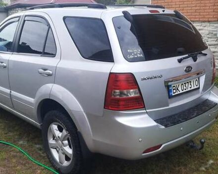 Серый Киа Соренто, объемом двигателя 2.5 л и пробегом 219 тыс. км за 8500 $, фото 3 на Automoto.ua
