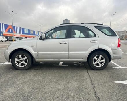 Серый Киа Соренто, объемом двигателя 2.5 л и пробегом 217 тыс. км за 4600 $, фото 3 на Automoto.ua