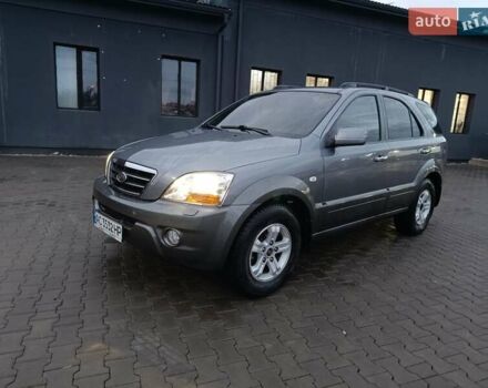 Серый Киа Соренто, объемом двигателя 2.5 л и пробегом 308 тыс. км за 7800 $, фото 30 на Automoto.ua