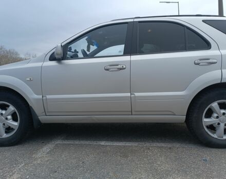 Серый Киа Соренто, объемом двигателя 2.5 л и пробегом 333 тыс. км за 8200 $, фото 18 на Automoto.ua