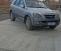 Серый Киа Соренто, объемом двигателя 2.5 л и пробегом 230 тыс. км за 4200 $, фото 1 на Automoto.ua