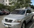 Серый Киа Соренто, объемом двигателя 2.5 л и пробегом 260 тыс. км за 5300 $, фото 2 на Automoto.ua