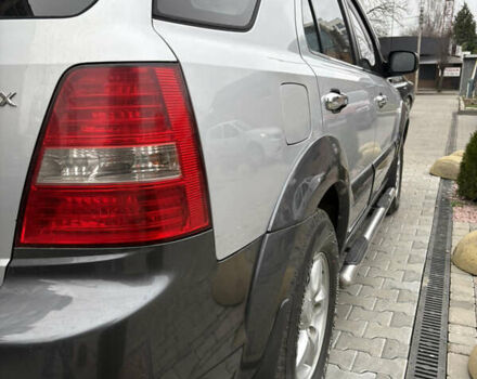 Серый Киа Соренто, объемом двигателя 2.5 л и пробегом 157 тыс. км за 7500 $, фото 5 на Automoto.ua