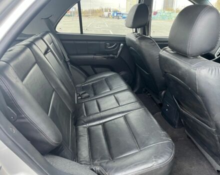 Серый Киа Соренто, объемом двигателя 2.5 л и пробегом 217 тыс. км за 4600 $, фото 8 на Automoto.ua