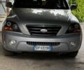 Сірий Кіа Соренто, об'ємом двигуна 2.5 л та пробігом 300 тис. км за 5200 $, фото 1 на Automoto.ua