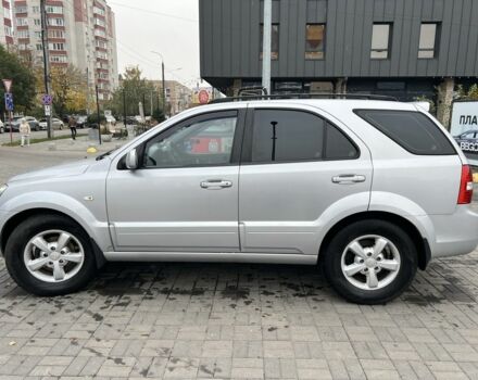 Киа Соренто 2007 в Шостке на Automoto.ua Серый Киа Соренто, объемом двигателя 2.5 л и пробегом 231 тыс. км за 5500 $, фото 4 на Automoto.ua