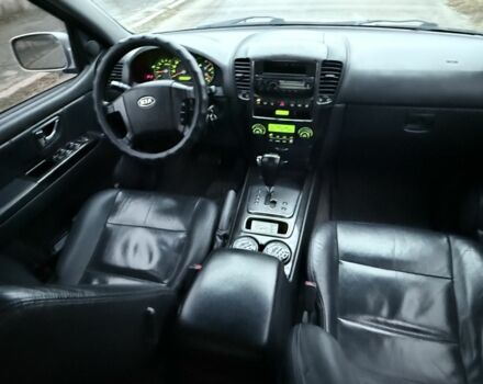 Сірий Кіа Соренто, об'ємом двигуна 2.5 л та пробігом 300 тис. км за 6000 $, фото 18 на Automoto.ua