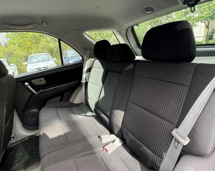 Серый Киа Соренто, объемом двигателя 2.5 л и пробегом 260 тыс. км за 5300 $, фото 11 на Automoto.ua