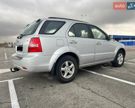 Серый Киа Соренто, объемом двигателя 2.5 л и пробегом 217 тыс. км за 4600 $, фото 5 на Automoto.ua