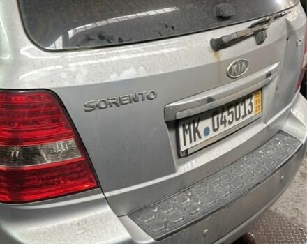 Серый Киа Соренто, объемом двигателя 2.5 л и пробегом 230 тыс. км за 4251 $, фото 4 на Automoto.ua