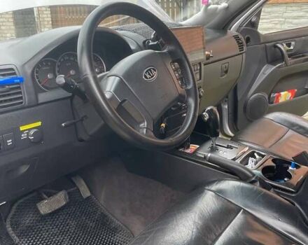 Серый Киа Соренто, объемом двигателя 2.5 л и пробегом 219 тыс. км за 8500 $, фото 10 на Automoto.ua