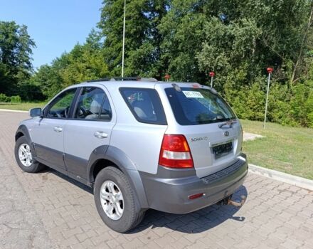 Сірий Кіа Соренто, об'ємом двигуна 2.5 л та пробігом 555 тис. км за 3700 $, фото 2 на Automoto.ua