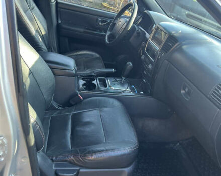 Серый Киа Соренто, объемом двигателя 2.5 л и пробегом 267 тыс. км за 8500 $, фото 12 на Automoto.ua