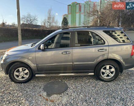 Сірий Кіа Соренто, об'ємом двигуна 3.3 л та пробігом 267 тис. км за 7700 $, фото 5 на Automoto.ua