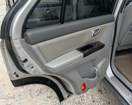 Серый Киа Соренто, объемом двигателя 2.5 л и пробегом 257 тыс. км за 9200 $, фото 15 на Automoto.ua