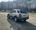 Серый Киа Соренто, объемом двигателя 2.5 л и пробегом 350 тыс. км за 8500 $, фото 7 на Automoto.ua