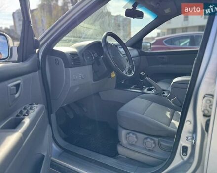 Киа Соренто 2008 в Львове на Automoto.ua Серый Киа Соренто, объемом двигателя 2.5 л и пробегом 212 тыс. км за 4950 $, фото 10 на Automoto.ua