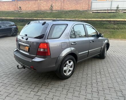 Серый Киа Соренто, объемом двигателя 2.5 л и пробегом 289 тыс. км за 3943 $, фото 1 на Automoto.ua