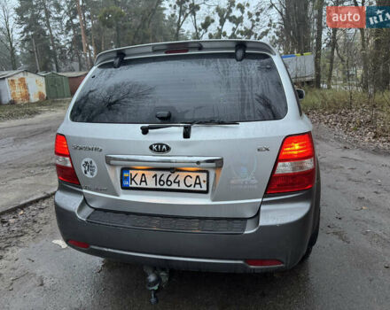 Серый Киа Соренто, объемом двигателя 3.3 л и пробегом 230 тыс. км за 8700 $, фото 3 на Automoto.ua