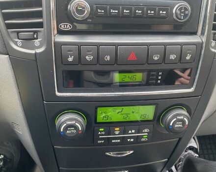 Киа Соренто 2008 в Львове на Automoto.ua Серый Киа Соренто, объемом двигателя 2.5 л и пробегом 212 тыс. км за 4950 $, фото 5 на Automoto.ua