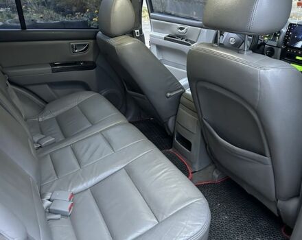 Сірий Кіа Соренто, об'ємом двигуна 2.5 л та пробігом 245 тис. км за 7500 $, фото 9 на Automoto.ua