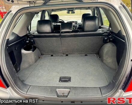 Сірий Кіа Соренто, об'ємом двигуна 2.5 л та пробігом 240 тис. км за 6000 $, фото 12 на Automoto.ua