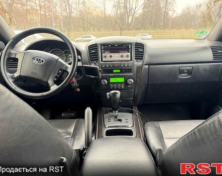 Сірий Кіа Соренто, об'ємом двигуна 2.5 л та пробігом 240 тис. км за 6000 $, фото 8 на Automoto.ua
