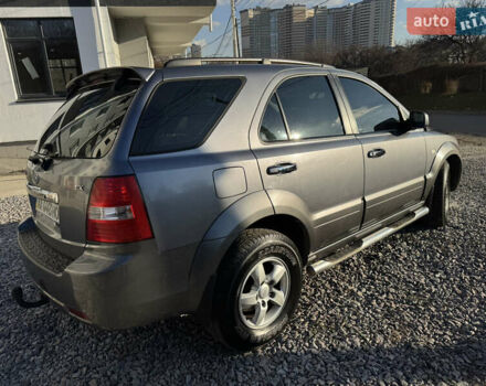 Сірий Кіа Соренто, об'ємом двигуна 3.3 л та пробігом 267 тис. км за 7700 $, фото 2 на Automoto.ua