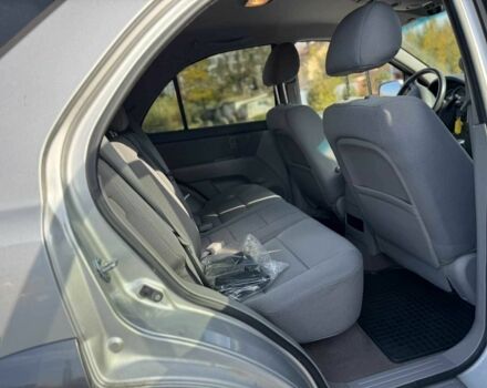 Киа Соренто 2008 в Львове на Automoto.ua Серый Киа Соренто, объемом двигателя 2.5 л и пробегом 212 тыс. км за 4950 $, фото 8 на Automoto.ua