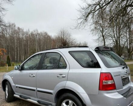 Серый Киа Соренто, объемом двигателя 2.5 л и пробегом 240 тыс. км за 6100 $, фото 5 на Automoto.ua