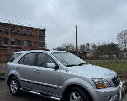 Серый Киа Соренто, объемом двигателя 2.5 л и пробегом 240 тыс. км за 6100 $, фото 3 на Automoto.ua