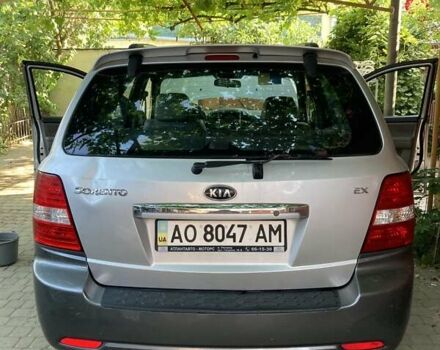 Серый Киа Соренто, объемом двигателя 2.5 л и пробегом 231 тыс. км за 8000 $, фото 1 на Automoto.ua