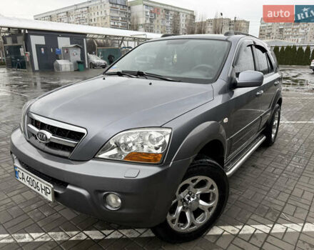 Сірий Кіа Соренто, об'ємом двигуна 2.5 л та пробігом 240 тис. км за 9000 $, фото 2 на Automoto.ua