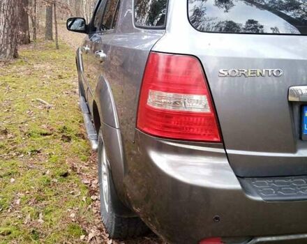 Сірий Кіа Соренто, об'ємом двигуна 2.5 л та пробігом 250 тис. км за 7999 $, фото 6 на Automoto.ua