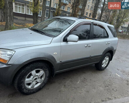 Серый Киа Соренто, объемом двигателя 3.3 л и пробегом 230 тыс. км за 8700 $, фото 1 на Automoto.ua