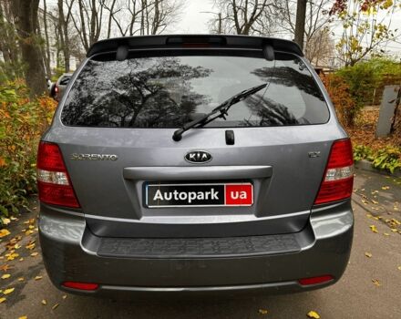 Серый Киа Соренто, объемом двигателя 2.5 л и пробегом 251 тыс. км за 7490 $, фото 6 на Automoto.ua