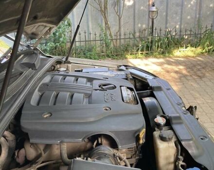 Серый Киа Соренто, объемом двигателя 2.5 л и пробегом 231 тыс. км за 8000 $, фото 4 на Automoto.ua