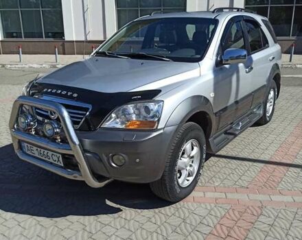 Серый Киа Соренто, объемом двигателя 3.3 л и пробегом 226 тыс. км за 7500 $, фото 2 на Automoto.ua