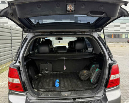 Сірий Кіа Соренто, об'ємом двигуна 2.5 л та пробігом 240 тис. км за 9000 $, фото 6 на Automoto.ua