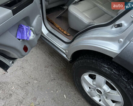 Серый Киа Соренто, объемом двигателя 3.3 л и пробегом 230 тыс. км за 8700 $, фото 18 на Automoto.ua